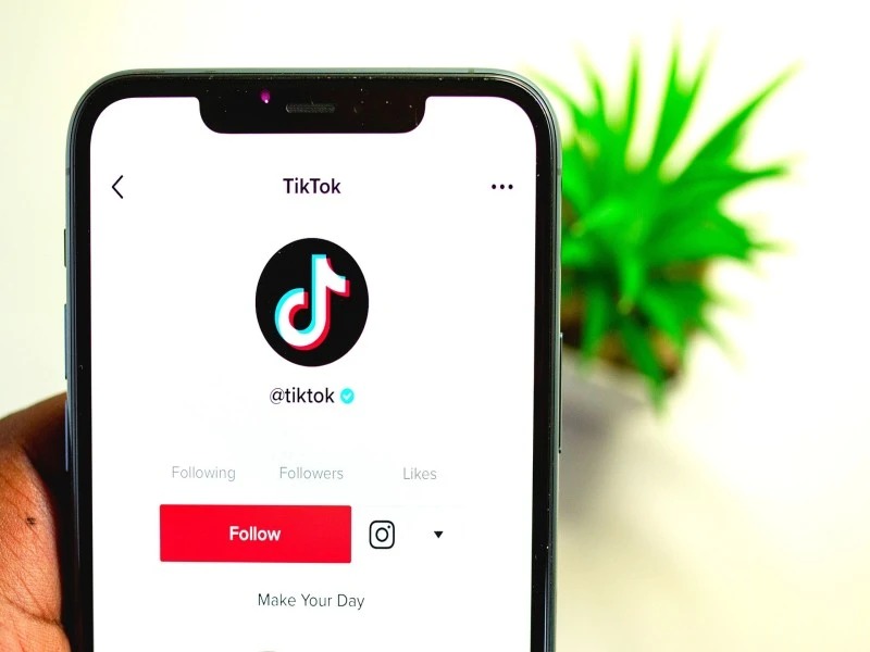Here are 8 easy ways to fix your TikTok following page